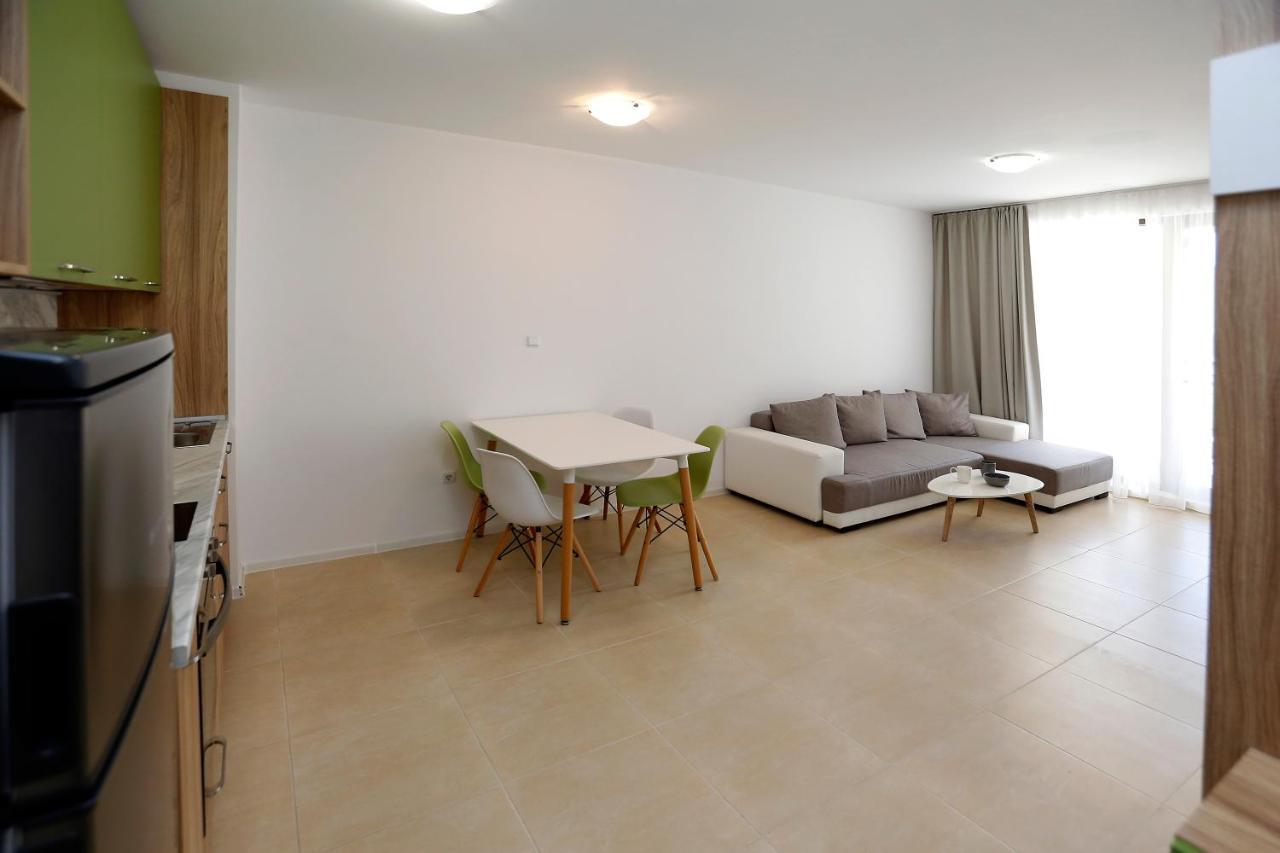Green Life Apartments Sozopol Extérieur photo