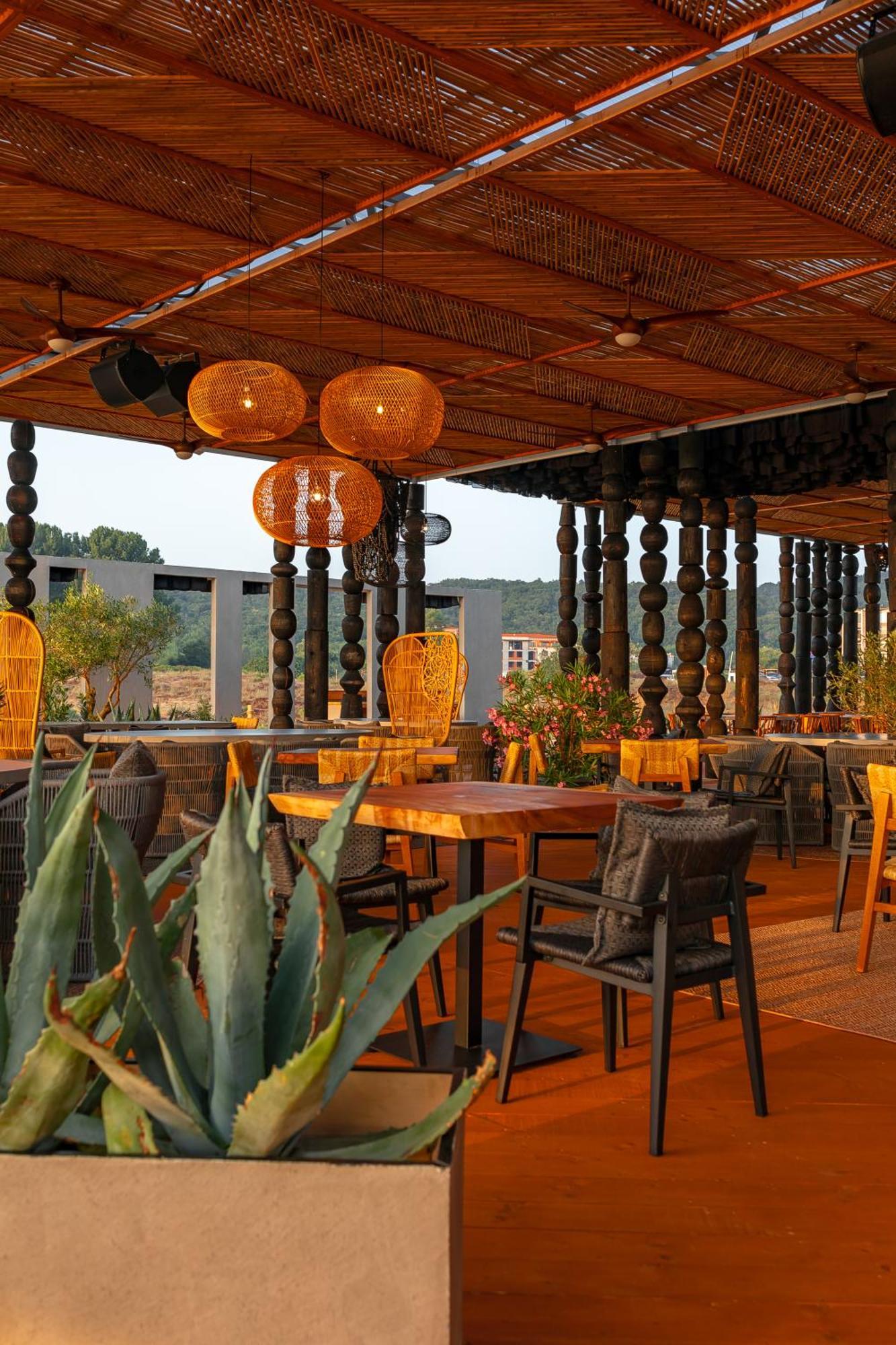 Green Life Apartments Sozopol Extérieur photo